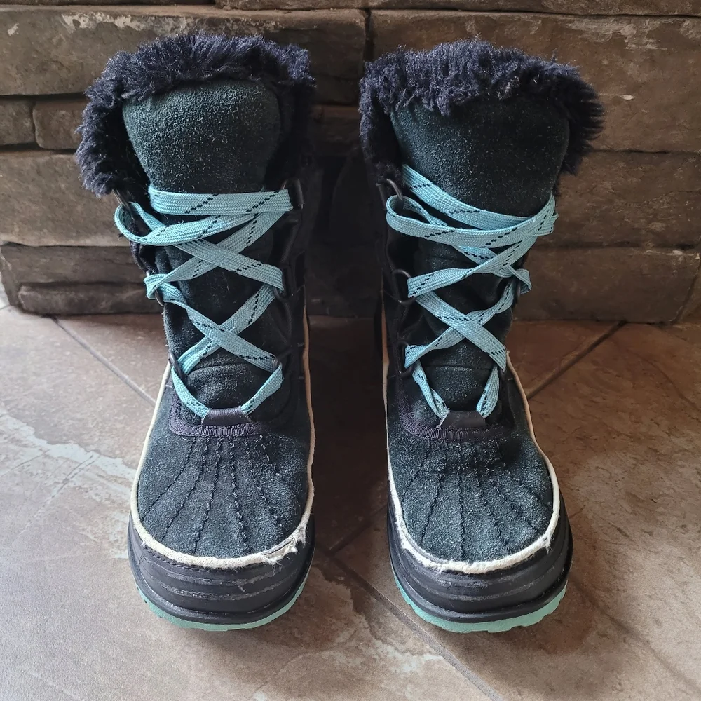 Sorel youth tivoli